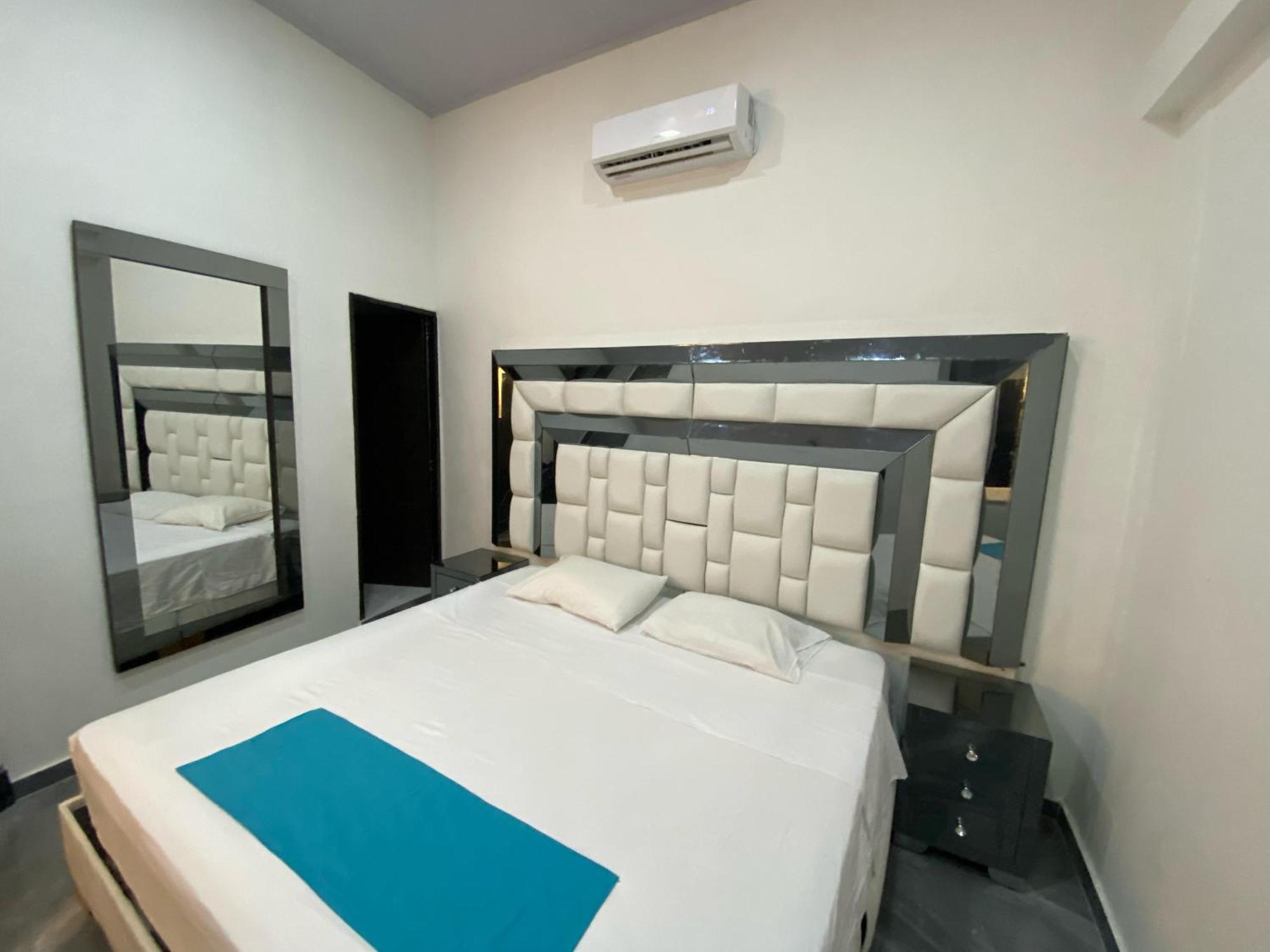 Hotel Hostal Caps Kartagena Zewnętrze zdjęcie